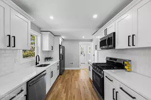 18 Campview Ave, Keansburg, NJ 07734 - Photo 14