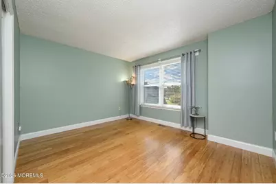 27 Longbrook Lane, Freehold, NJ 07728 - Photo 18