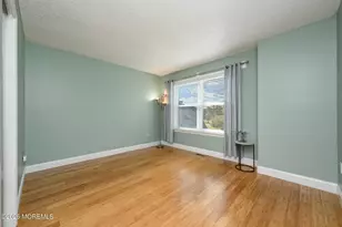 27 Longbrook Ln, Freehold, NJ 07728 - Photo 18