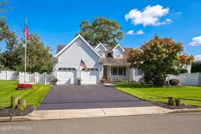 105 Cruise Road, Manahawkin, NJ 08050 - Photo 2