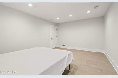 162 W Palmer Avenue, West Long Branch, NJ 07764 - Photo 26