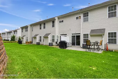 10 Santa Rosa Lane, Tinton Falls, NJ 07753 - Photo 2