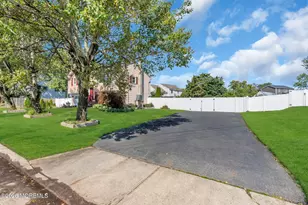 9 Creek Rd, Port Monmouth, NJ 07758 - Photo 6