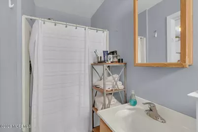 81 Wallace Street, Red Bank, NJ 07701 - Photo 18