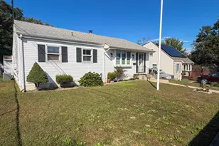 95 Liberty Pl, Hazlet Township, NJ 07734 - Photo 6