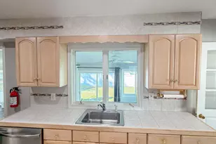 95 Liberty Pl, Hazlet Township, NJ 07734 - Photo 20