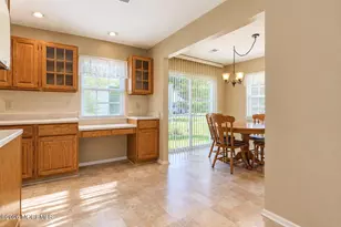 121 Farnworth Close, Freehold, NJ 07728 - Photo 6