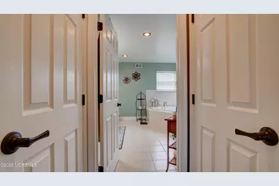 21 Samantha Circle, Matawan, NJ 07747 - Photo 36