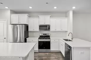 41 Stanton Rd, Mount Holly, NJ 08060 - Photo 10