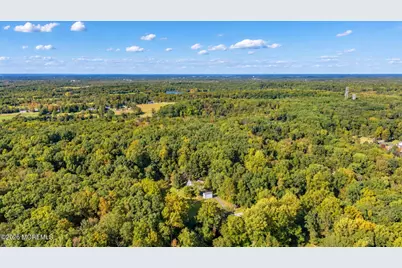 26 Rues Road, Upper Freehold Township, NJ 08501 - Photo 58