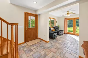 26 Rues Rd, Upper Freehold Township, NJ 08501 - Photo 8