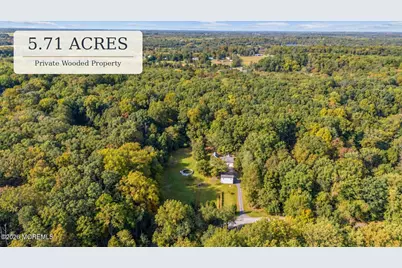 26 Rues Road, Upper Freehold Township, NJ 08501 - Photo 2