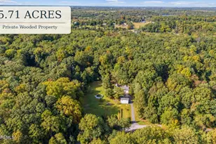 26 Rues Rd, Upper Freehold Township, NJ 08501 - Photo 2