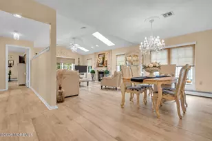 19 Weybridge Ct, Toms River Township, NJ 08757 - Photo 10