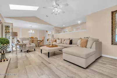 19 Weybridge Court, Toms River Township, NJ 08757 - Photo 14