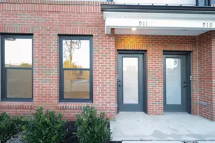 911 District Blvd Ridge, East Brunswick Township, NJ 08816 - Photo 2
