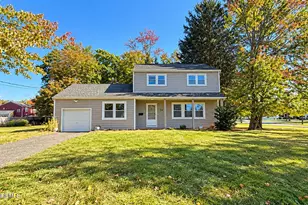 34 Winthrop Dr, Manalapan Township, NJ 07726 - Photo 1