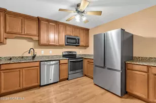 94 Heritage Ln, Hamburg, NJ 07419 - Photo 14