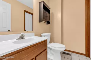 94 Heritage Ln, Hamburg, NJ 07419 - Photo 24