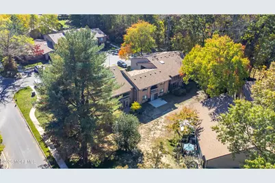 20 Hancock Court, Red Bank, NJ 07701 - Photo 26