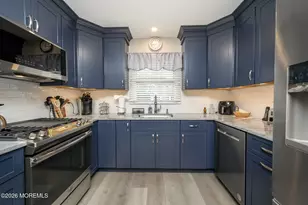 53 Danbury Rd, Tinton Falls, NJ 07753 - Photo 10