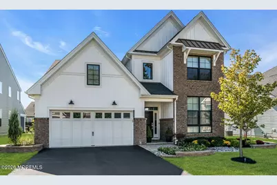 127 Grandview Circle, Farmingdale, NJ 07727 - Photo 1