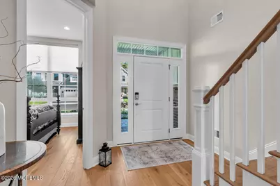 127 Grandview Circle, Farmingdale, NJ 07727 - Photo 2