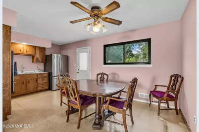 47 Darien Road, Howell Township, NJ 07731 - Photo 6