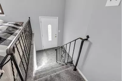 47 Darien Road, Howell Township, NJ 07731 - Photo 4