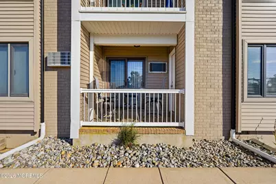 1382 Ocean Avenue #17B, Sea Bright, NJ 07760 - Photo 4