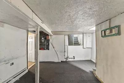 2125 Woodbridge Avenue, Edison, NJ 08817 - Photo 22