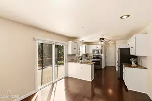 1519 Berkeley Ave, Beachwood, NJ 08722 - Photo 10