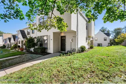 54 Queens Way, Englishtown, NJ 07726 - Photo 2