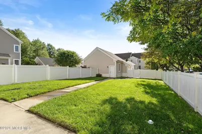 26 Malsbury Street, Robbinsville Township, NJ 08691 - Photo 24