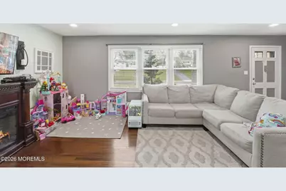 14 Juniper Avenue, Manalapan Township, NJ 07726 - Photo 8