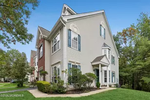 24 Painted Wagon Rd, Holmdel, NJ 07733 - Photo 2