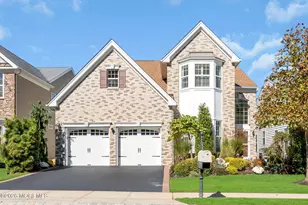 33 Northcrest Dr, Tinton Falls, NJ 07724 - Photo 1