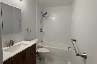70 William And Mary Sq, Freehold, NJ 07728 - Photo 4