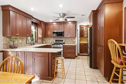 5 Point O Woods Road, Middletown, NJ 07748 - Photo 12