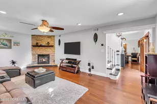 19 Ambler Ln, Aberdeen Township, NJ 07747 - Photo 12