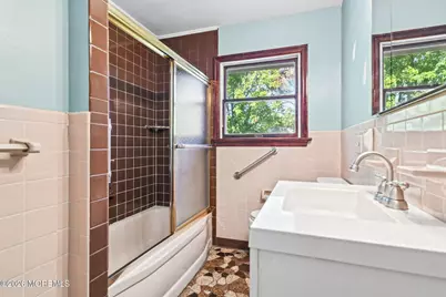 313 Campbell Avenue, Neptune Township, NJ 07753 - Photo 14