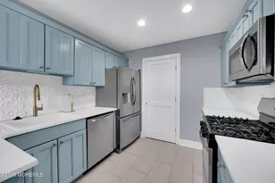 8 Joyce Ct, Tinton Falls, NJ 07724 - Photo 12