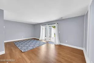 8 Joyce Ct, Tinton Falls, NJ 07724 - Photo 4