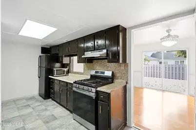 56 Kingsley Way, Freehold, NJ 07728 - Photo 10