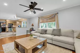38 Hyer Ct, Aberdeen Township, NJ 07747 - Photo 24