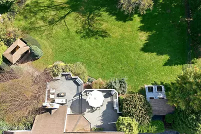 221 Verdant Court, Freehold, NJ 07728 - Photo 68