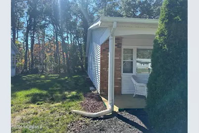 47 Courtshire Drive, Brick, NJ 08723 - Photo 2