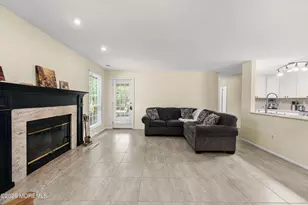 471 Hawthorne Pl, Morganville, NJ 07751 - Photo 18