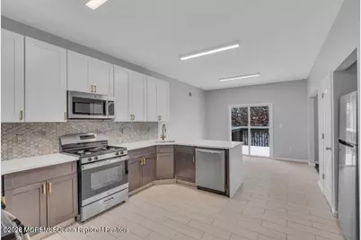 6 Taft Avenue, Lakewood, NJ 08701 - Photo 4