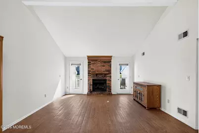 162 Gayle Court, Lakewood, NJ 08701 - Photo 10